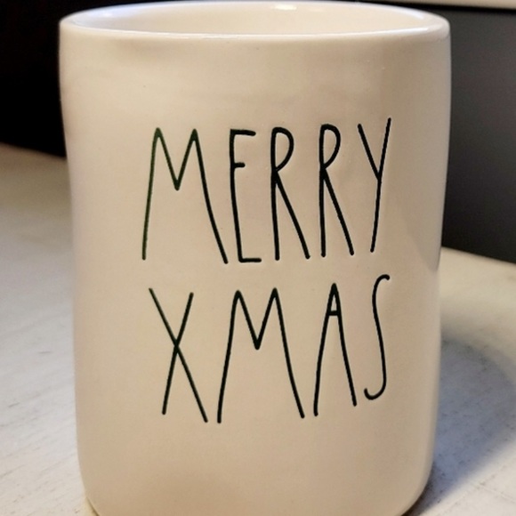 Rae Dunn MERRY XMAS Candle - Picture 4 of 4